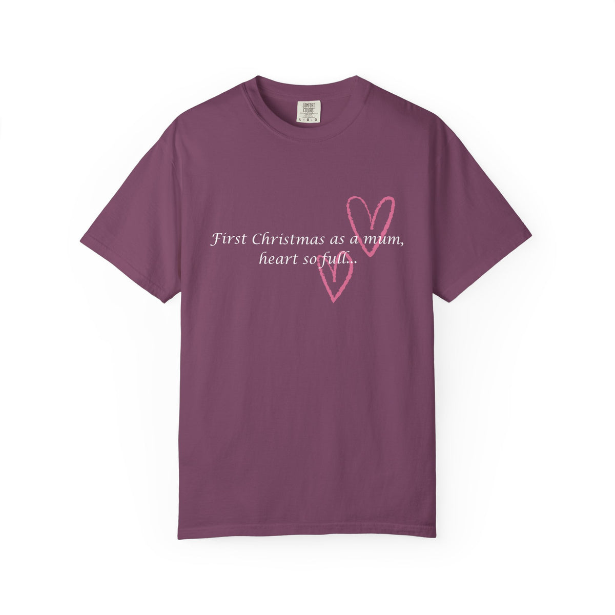 Berry purple Mum Christmas heart T-shirt with pink heart outline and script text on chest