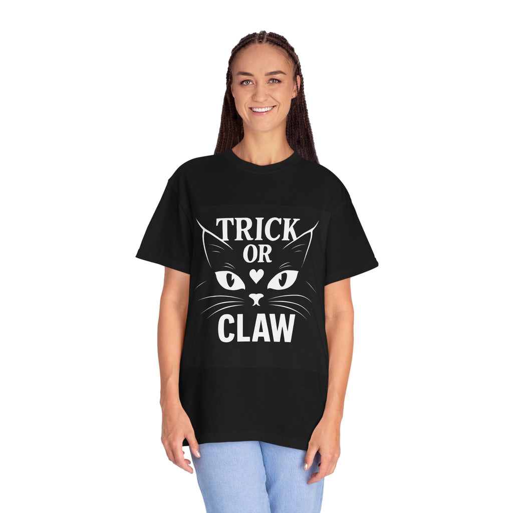 Cute Cat Halloween Tee, Trick or Claw T-Shirt, Funny Black Cat Shirt, Unisex Graphic Tee, Halloween Apparel, Cat Lover Gift
