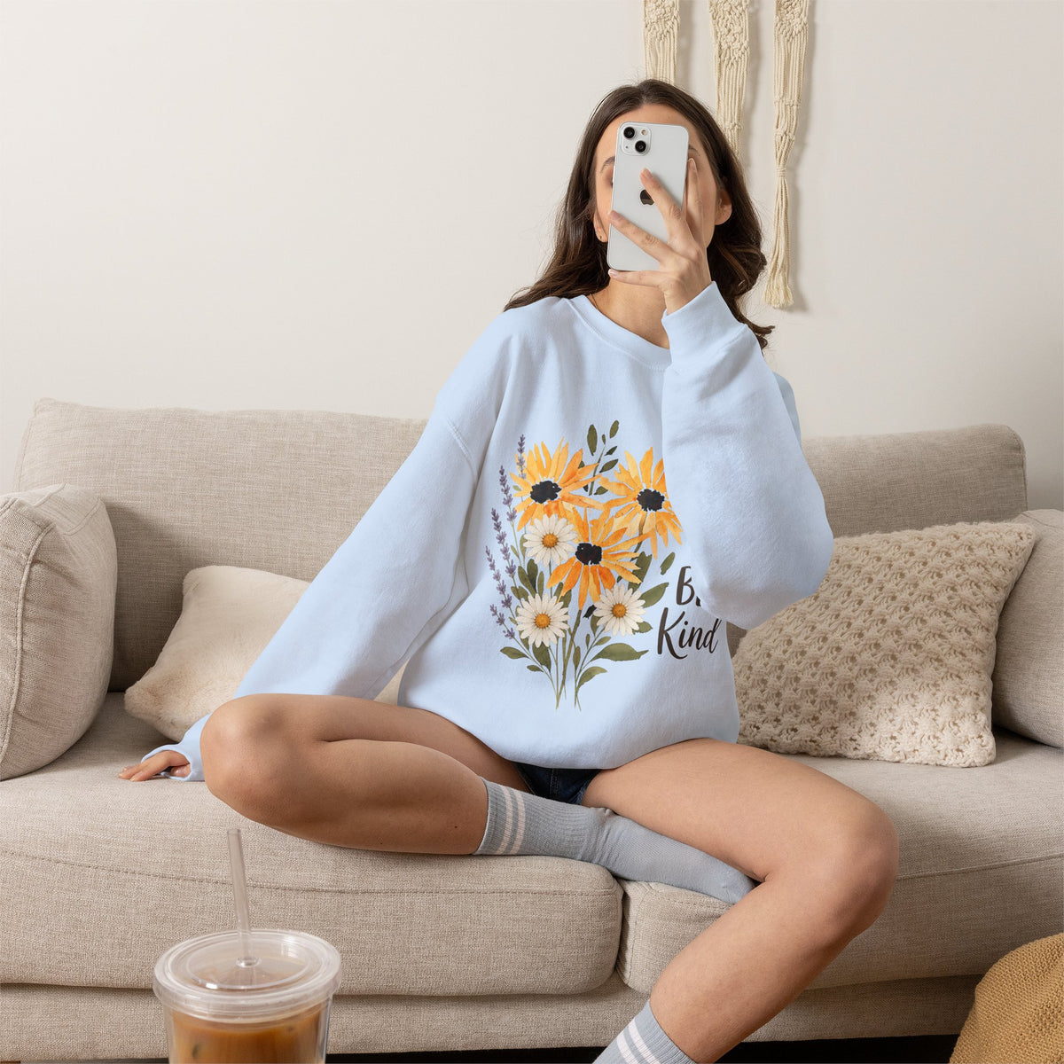 Bee Kind Floral Sweatshirt – Sunflower Bouquet Crewneck