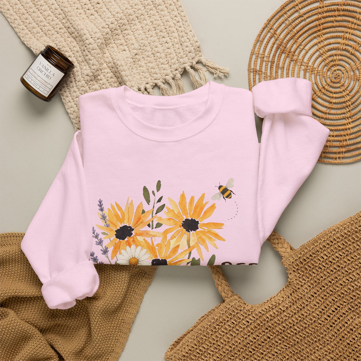 Bee Kind Floral Sweatshirt – Sunflower Bouquet Crewneck