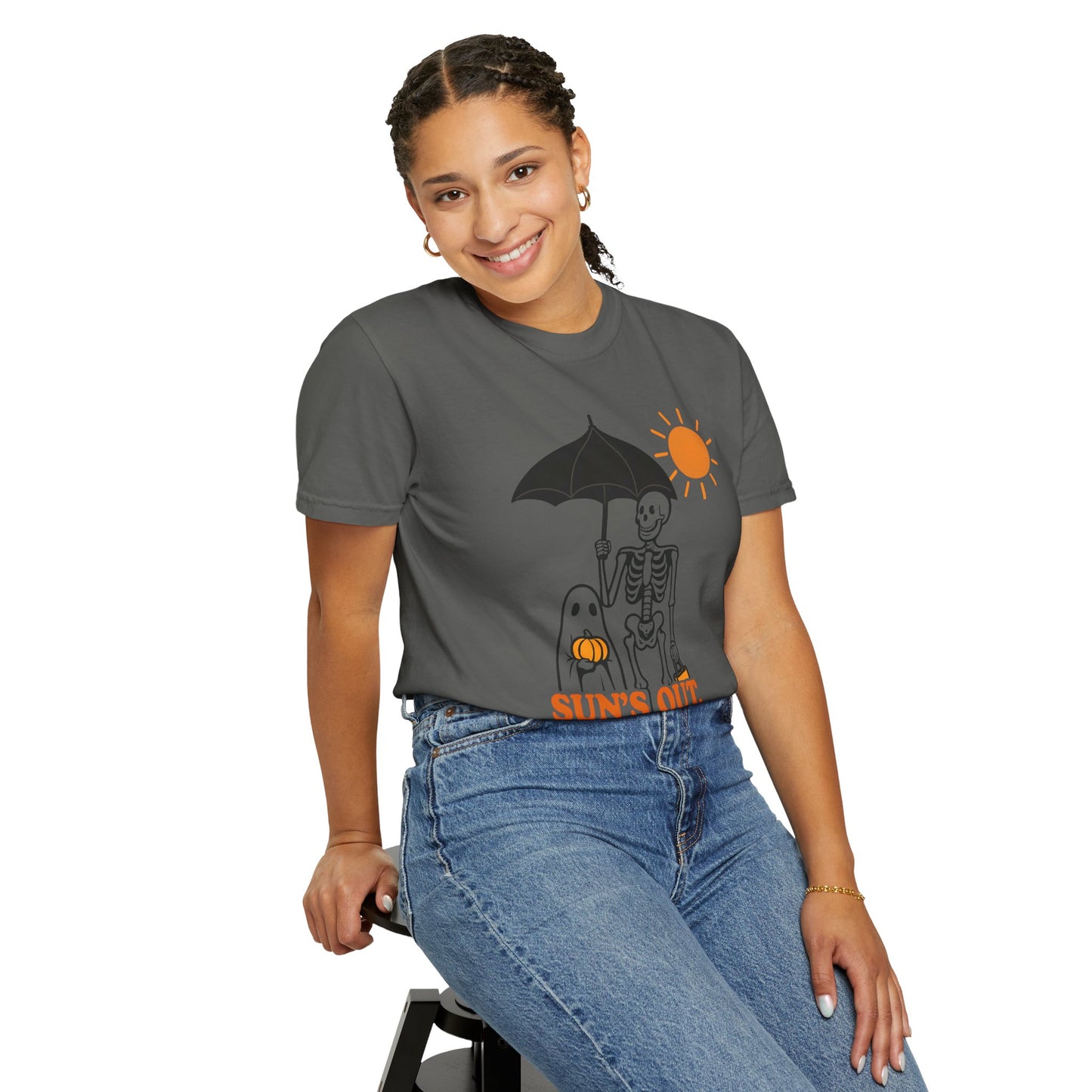 Fun Skeleton Graphic Tee for Halloween, Sun's Out Bones Out Shirt, Unisex T-Shirt, Perfect for Fall Celebrations, Spooky Season [...]