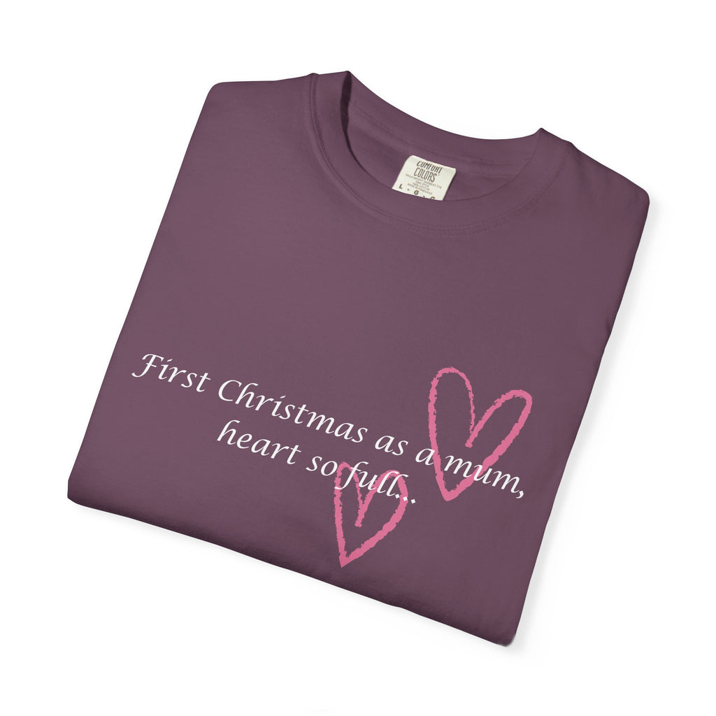 Women’s deep plum graphic T-shirt with script “First Christmas as a mum” and pink heart design